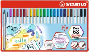 Gyártó: <span class='dk-excerpt-value'>STABILO</span>
Csomagolási egység: <span class='dk-excerpt-value'>25 db</span> Ecsetirón készlet, fém doboz, STABILO "Pen 68 brush", 19 különböző szín
